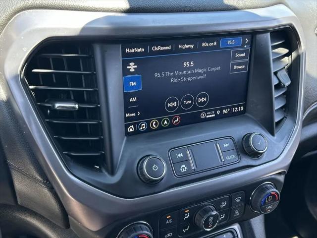 2022 GMC Acadia AWD AT4