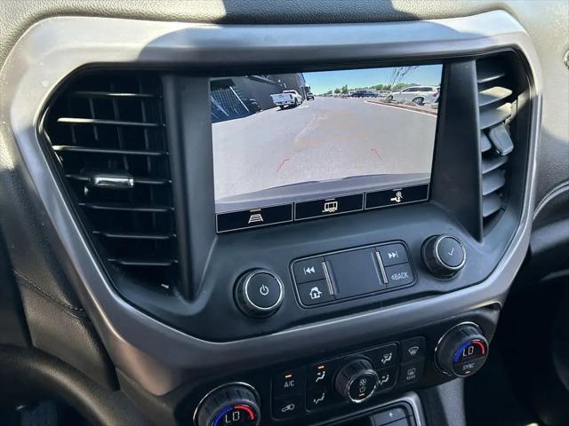 2022 GMC Acadia AWD AT4