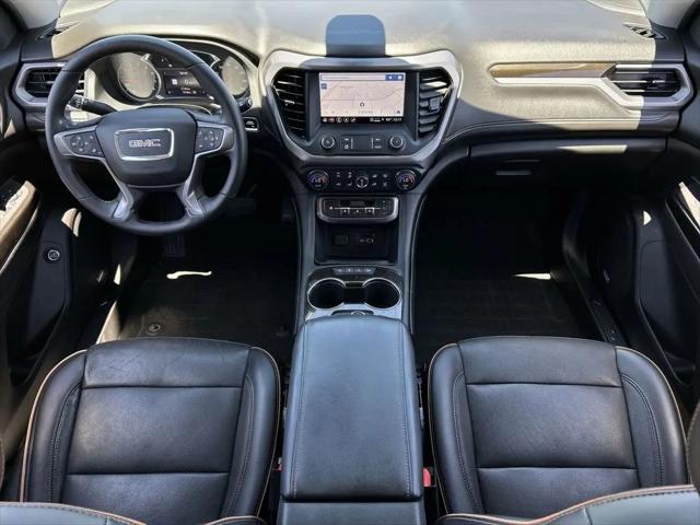 2022 GMC Acadia AWD AT4