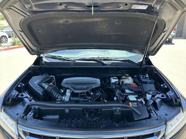 2022 GMC Acadia AWD AT4