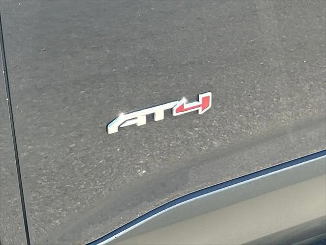2022 GMC Acadia AWD AT4