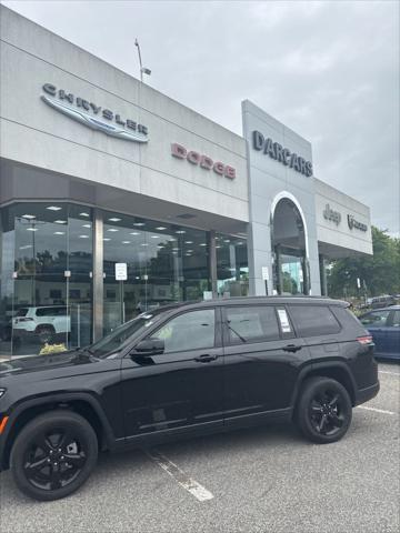 2023 Jeep Grand Cherokee L Altitude 4x4 2023 Jeep Grand Cherokee L Altitude 4x4