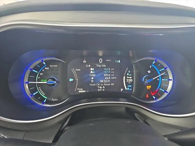 2022 Chrysler Pacifica Hybrid Limited