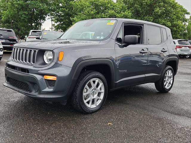 2023 Jeep Renegade Latitude 4x4 2023 Jeep Renegade Latitude 4x4
