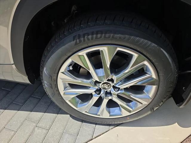 2026 Toyota Highlander Limited