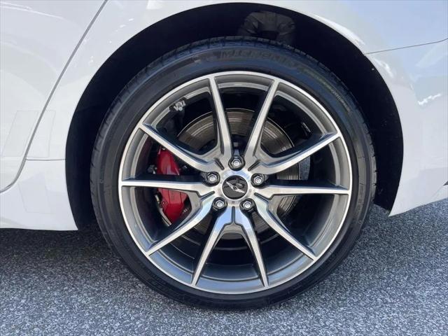 2025 Genesis G70 2.5T RWD