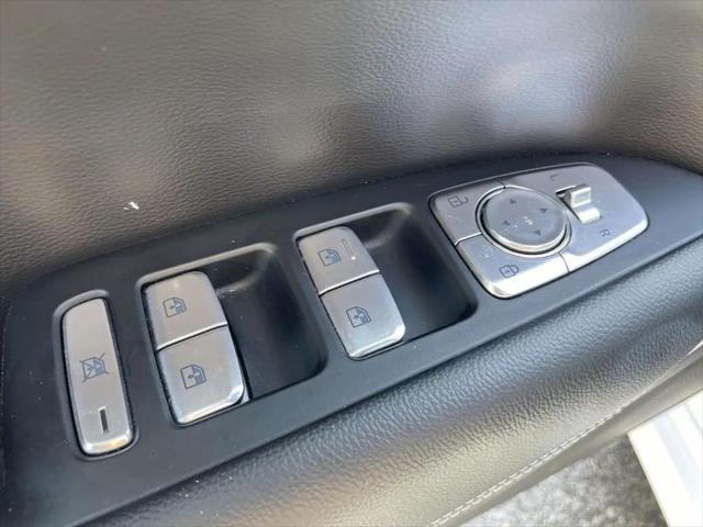 2025 Genesis G70 2.5T RWD