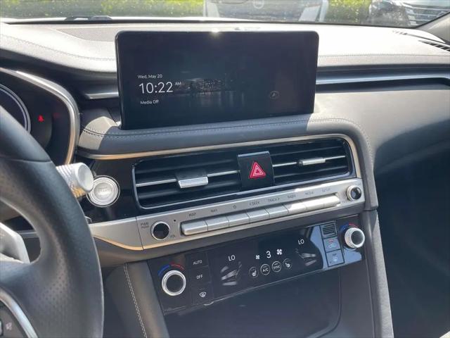 2025 Genesis G70 2.5T RWD