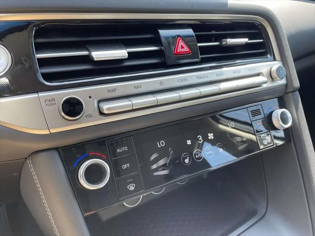 2025 Genesis G70 2.5T RWD
