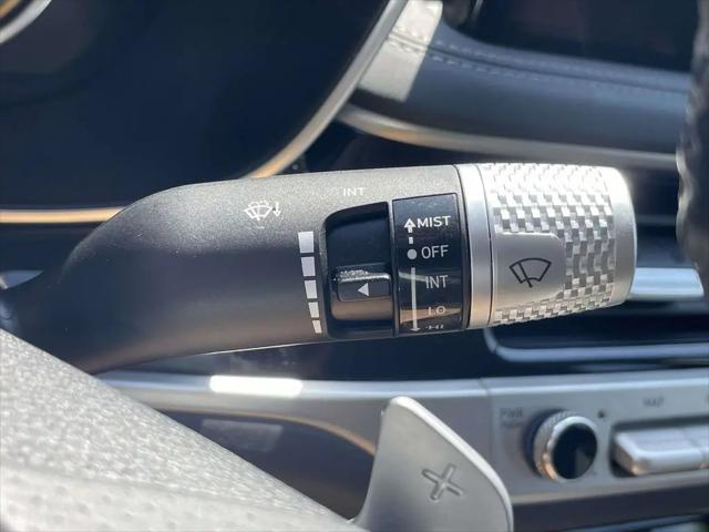2025 Genesis G70 2.5T RWD
