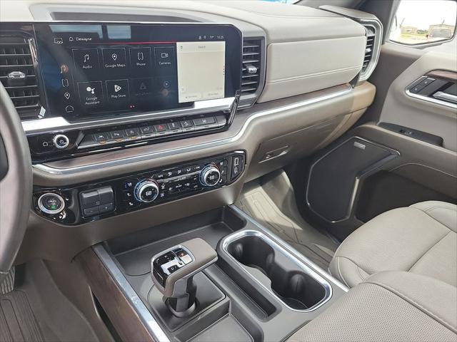 2024 GMC Sierra 1500 4WD Crew Cab Short Box SLT