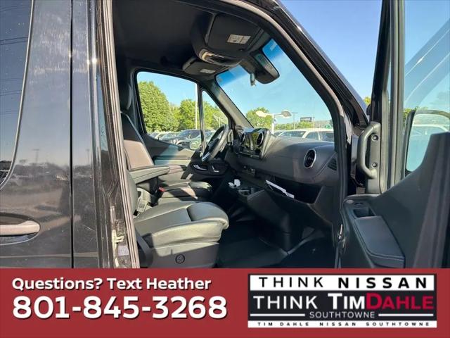 2023 Mercedes-Benz Sprinter 2500 Standard Roof 4-Cyl Gas