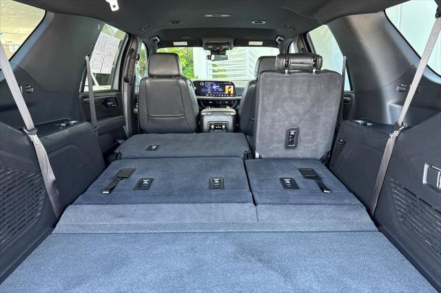 2025 Chevrolet Tahoe 4WD LT