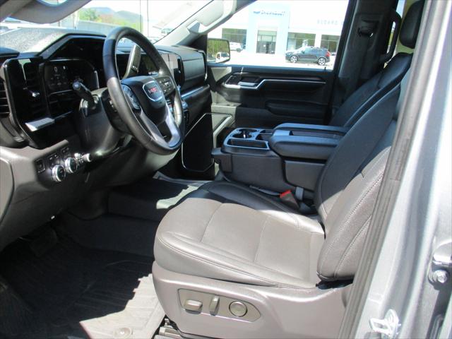 2023 GMC Sierra 1500 4WD Crew Cab Short Box SLT