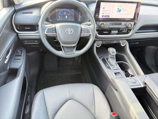 2025 Toyota Grand Highlander XLE