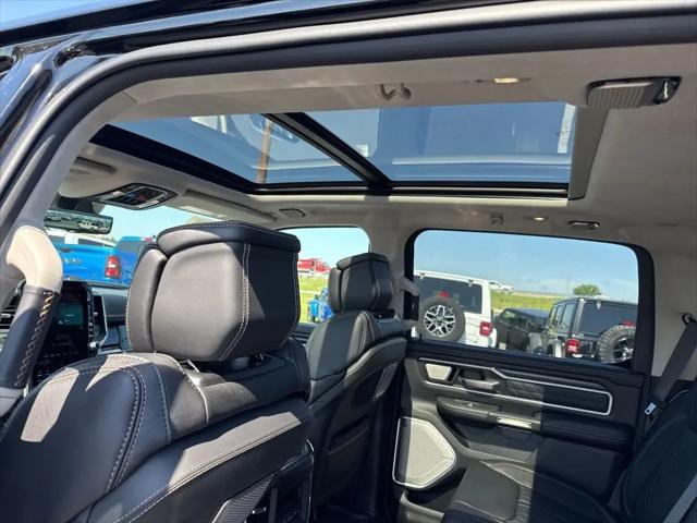2026 Ram 1500 Tungsten Crew Cab 4x4 5'7" Box