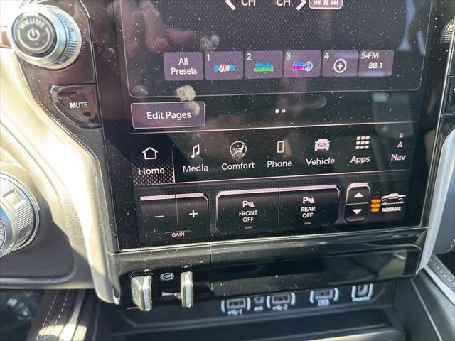 2026 Ram 1500 Tungsten Crew Cab 4x4 5'7" Box
