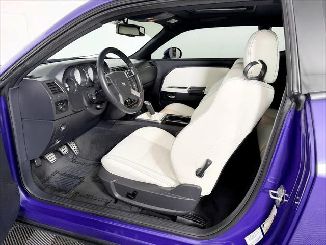2010 Dodge Challenger SRT8