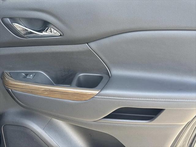 2023 GMC Acadia FWD SLE