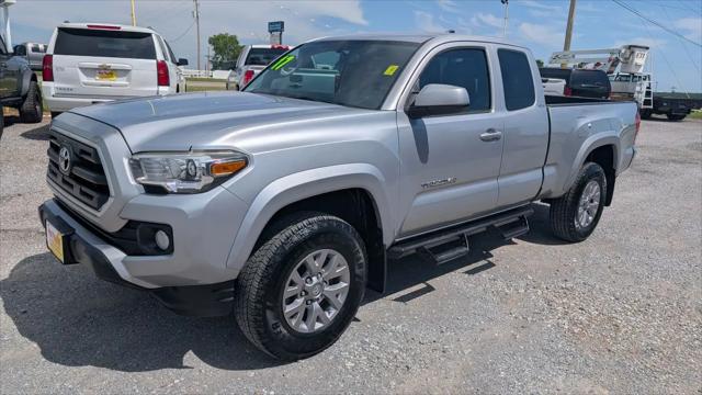 2017 Toyota Tacoma SR V6