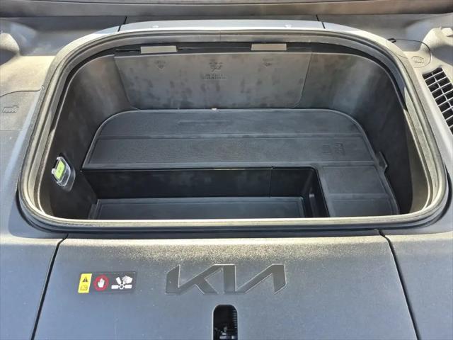 2024 Kia EV9 Wind