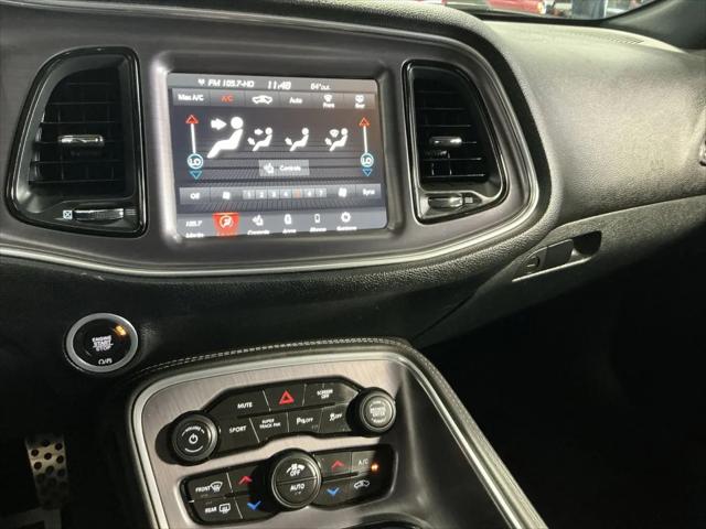 2018 Dodge Challenger 392 Hemi Scat Pack Shaker