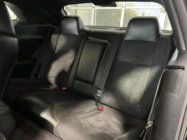 2018 Dodge Challenger 392 Hemi Scat Pack Shaker