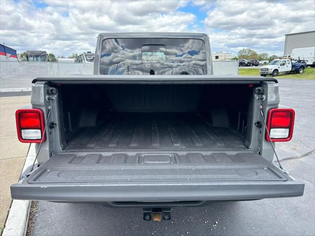 2023 Jeep Gladiator Sport