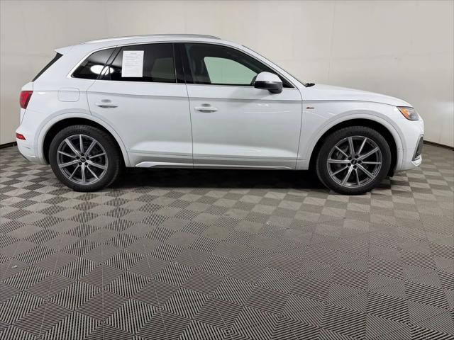 2022 Audi Q5 Premium Plus 55 TFSI e S line quattro S tronic