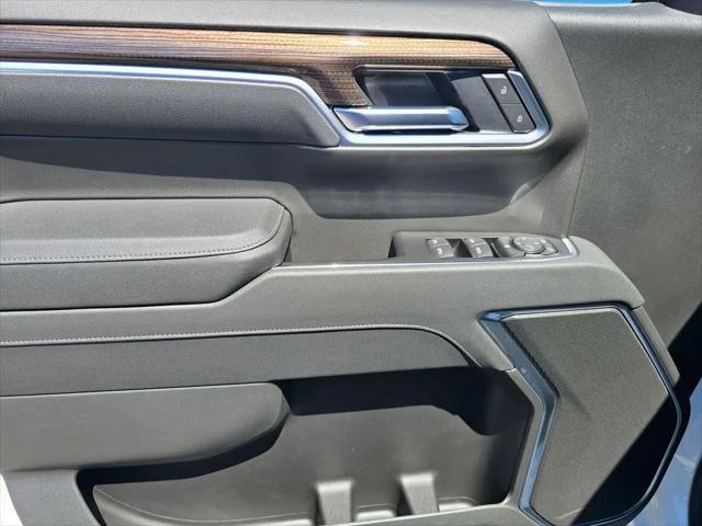 2026 Chevrolet Silverado 1500 4WD Crew Cab Standard Bed LT