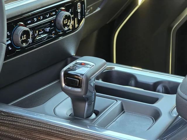 2026 Chevrolet Silverado 1500 4WD Crew Cab Standard Bed LT