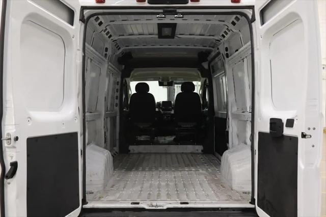 2025 Ram ProMaster 2500 Cargo Van Tradesman High Roof 136" WB w/Pass Seat