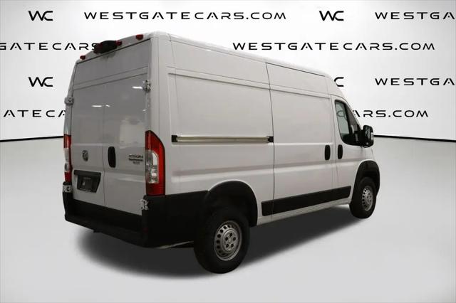 2025 Ram ProMaster 2500 Cargo Van Tradesman High Roof 136" WB w/Pass Seat