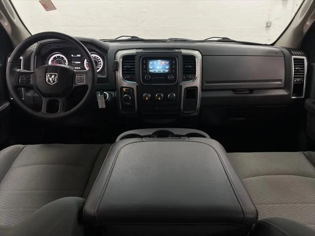 2019 Ram 1500 Classic SLT Crew Cab 4x2 6'4" Box