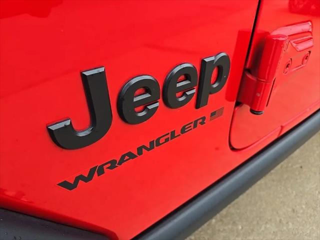 2024 Jeep Wrangler 4-Door Willys 4x4
