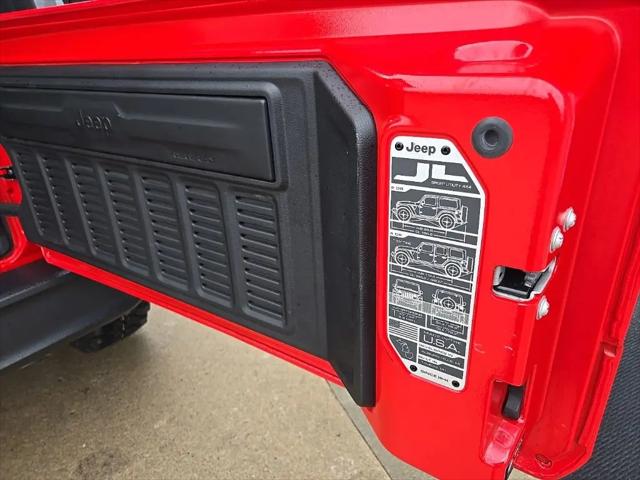 2024 Jeep Wrangler 4-Door Willys 4x4