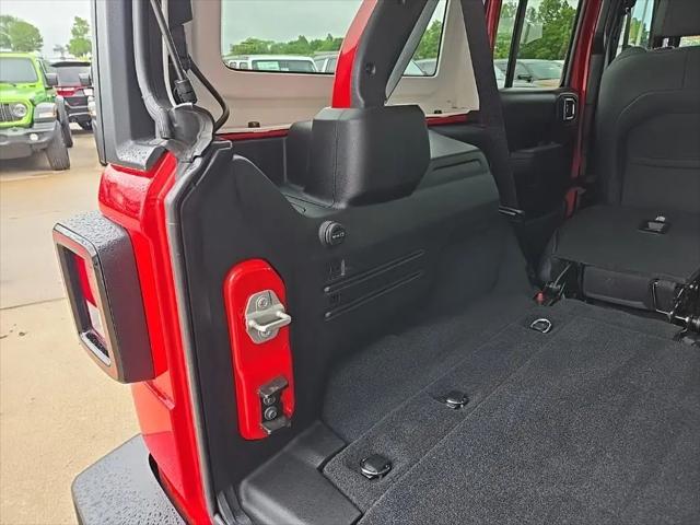 2024 Jeep Wrangler 4-Door Willys 4x4