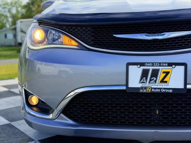 2017 Chrysler Pacifica Touring-L