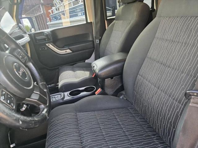 2012 Jeep Wrangler Unlimited Sahara