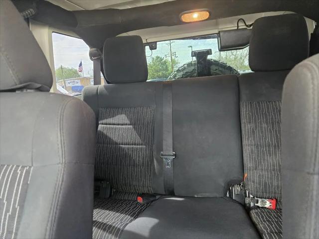 2012 Jeep Wrangler Unlimited Sahara