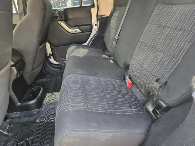 2012 Jeep Wrangler Unlimited Sahara