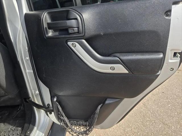 2012 Jeep Wrangler Unlimited Sahara
