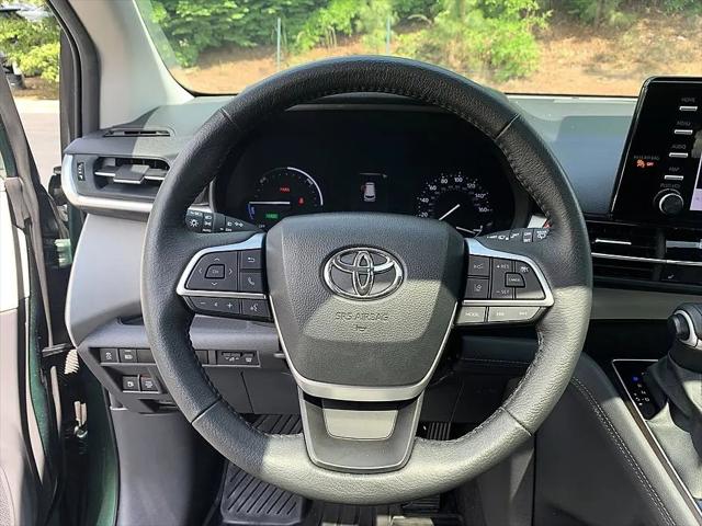 2024 Toyota Sienna XLE