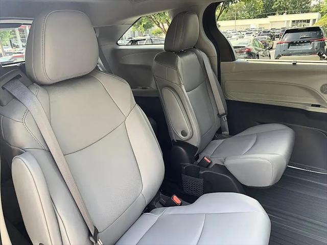 2024 Toyota Sienna XLE