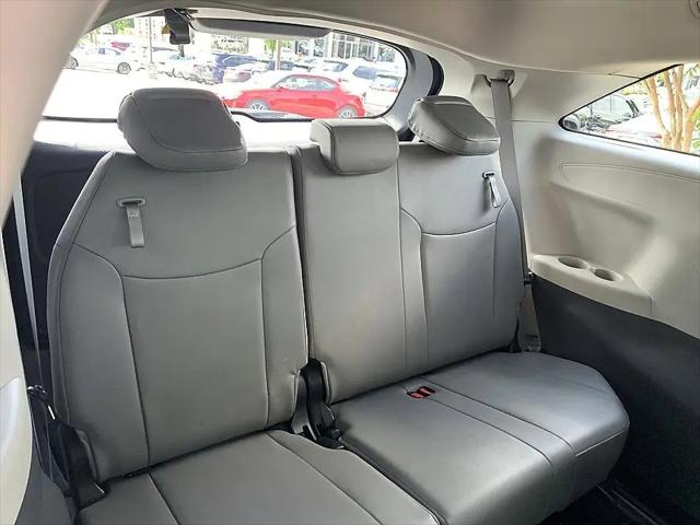 2024 Toyota Sienna XLE