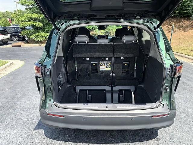 2024 Toyota Sienna XLE
