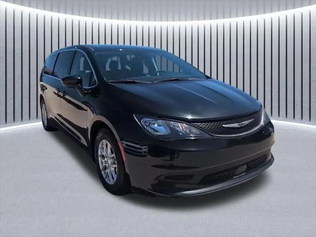 2023 Chrysler Voyager LX for sale in Schaumburg, IL
