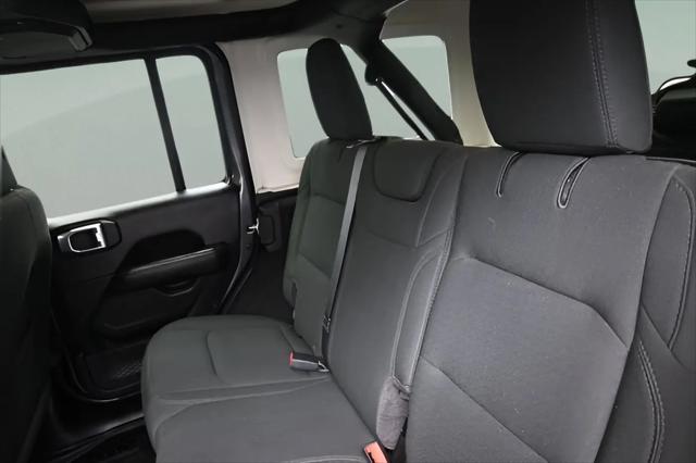 2021 Jeep Wrangler Sahara 4x4