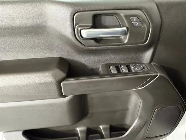2026 Chevrolet Silverado 1500 4WD Crew Cab Short Bed Custom