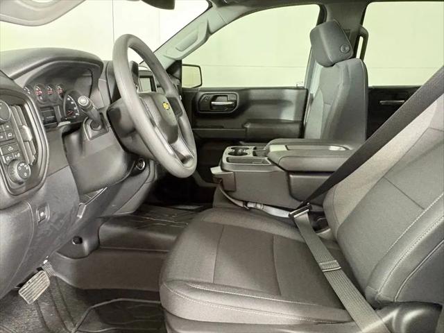 2026 Chevrolet Silverado 1500 4WD Crew Cab Short Bed Custom